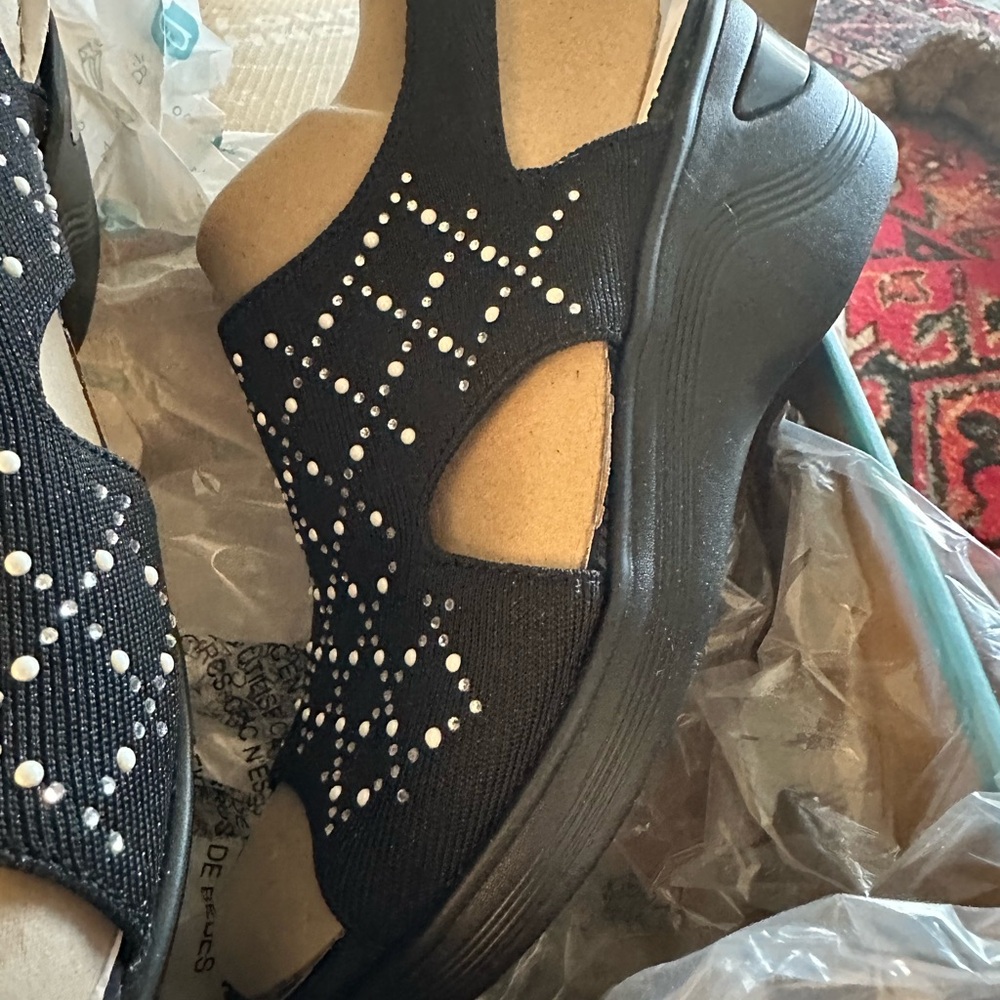 BZEES Black Open-Toe Knit Slingback Wedge with Rhinestone & Pearl Dot Pattern - Picture 7 of 8